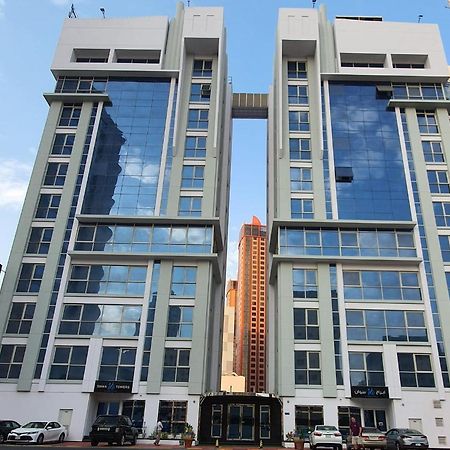 Aparthotel Swan Towers à Manama Extérieur photo